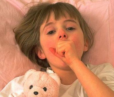 приступообразный кашель у ребенка без температуры