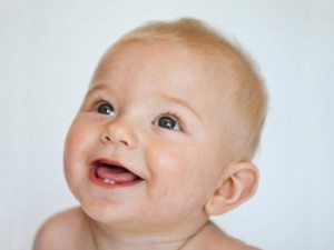 Может ли быть понос у ребенка когда режутся зубы